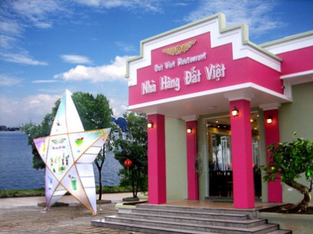 Nhà hàng Đất Việt 
