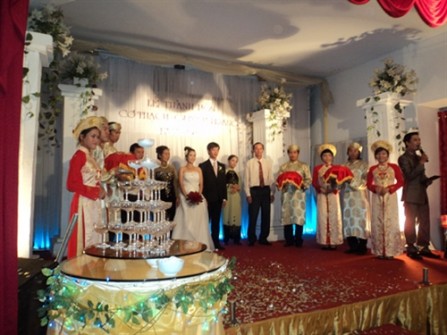 Thông tin dịch vụ Nhà hàng tiệc cưới Quốc Việt