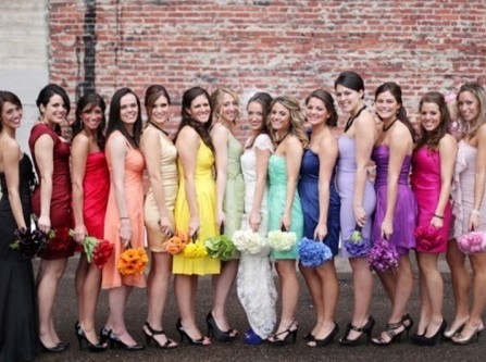 Áo cưới nhiều màu cho đội hình phụ dâu xinh đẹp
