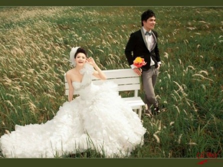 Áo cưới Lê Huy: Trọn gói khuyến mãi đặc biệt chỉ với 10,3 triệu đồng