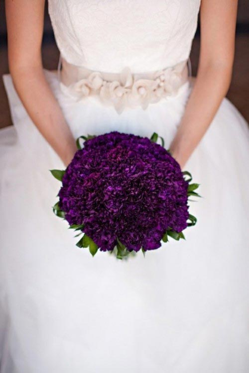Hoa cưới cầm tay màu tím 15