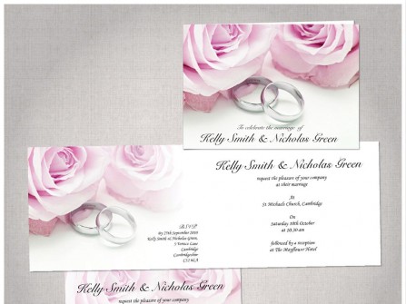 Thiệp cưới đẹp màu hồng hình hoa và nhẫn cưới
