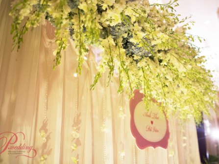 5 lý do bạn nên đầu tư cho backdrop chụp hình của tiệc cưới