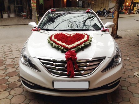 Tặng ngay gói trang trí xe hoa cho các cặp đôi có ngày cưới từ 15/07 - 31/12/2014