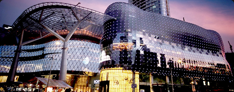 Singapore có đến 100 trung tâm mua sắm khác nhau.