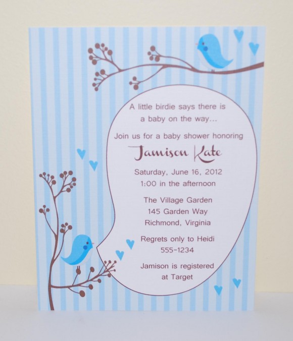 Thiệp cưới đẹp màu xanh dương họa tiết chim non xinh xắn 