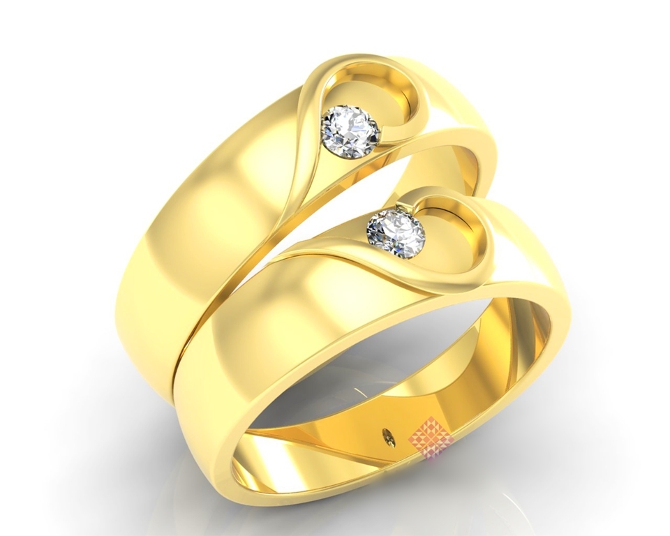 Nhẫn cưới vàng đính đá ghép hình trái tim