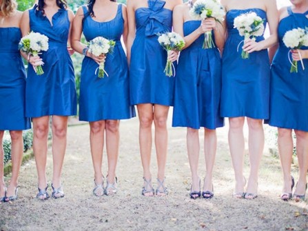 Đầm phụ dâu nhiều kiểu dáng màu xanh cobalt