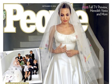 Váy cưới cực kỳ độc đáo của Angelina Jolie