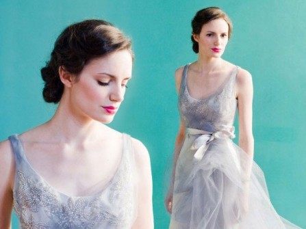 Váy cưới voan màu xanh pastel eo thắt nơ nữ tính