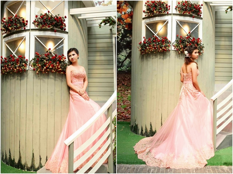 Váy cưới màu hồng phấn cúp ngực dáng xòe công chúa