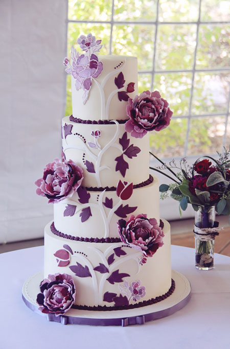 Bánh cưới bốn tầng hoa tím 3D