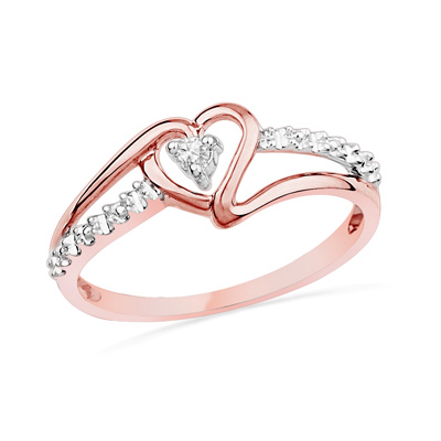Nhẫn cưới vàng hồng kiểu dáng hình trái tim đính kim cương