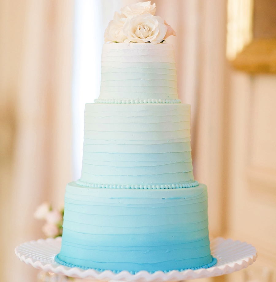 Bánh cưới đẹp 3 tầng màu xanh ombre thanh lịch