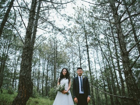 Đám cưới bí mật đầy phong cách trên rừng thông Đà Lạt