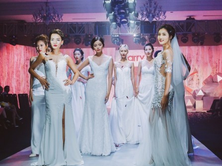 Mê mẩn với váy cưới Trương Thanh Hải tại The Art of Wedding