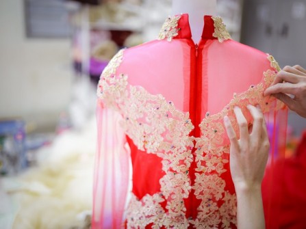 AZ Bridal - Học viện dạy may váy cưới đầu tiên tại miền Bắc