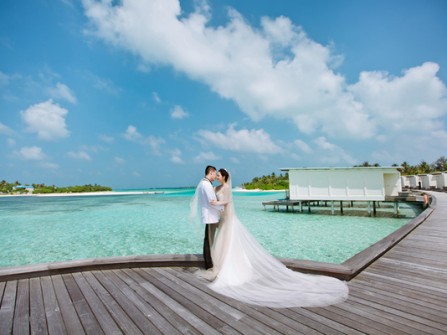 Ảnh cưới tuyệt đẹp tại Maldives của cặp đôi Quang - Hà.