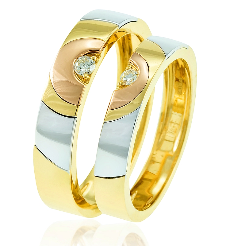 Nhẫn cưới đẹp và độc đáo phối 3 chất liệu vàng, đính kim cương