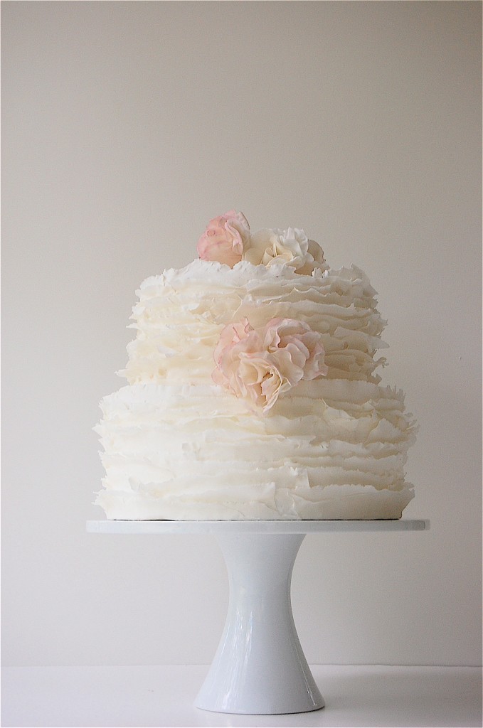 Hãy cùng bước vào thế giới bánh kẹo ngọt ngào của nghệ nhân Maggie Austin - tác giả của vô vàn những tuyệt phẩm bánh cưới đẹp không thể rời mắt!