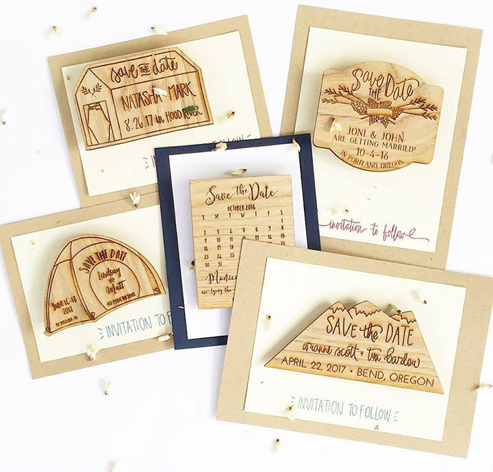 Thiệp cưới đẹp được làm từ những mảnh gỗ nhỏ nhắn sẽ là gợi ý thú vị cho ngày cưới của bạn, vừa loan báo ngày hỉ của cả 2, lại là món quà cảm ơn vô cùng ý nghĩa!