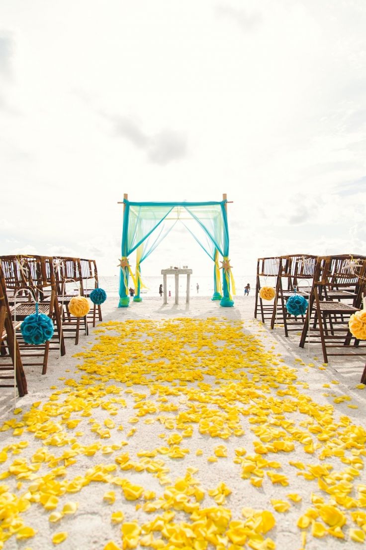 Cùng Marry đón mùa hè thật êm đềm cùng những mẫu cổng hoa cưới sáng tạo, mang cả nét đẹp của biển cả và đại dương vào trong khuôn viên đầm ấm của chính bạn!