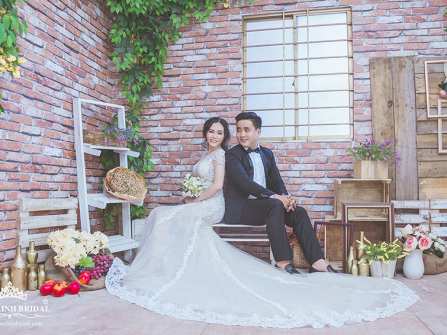 Chụp hình cưới trọn gói giá rẻ chỉ 2.990.000đ – Tại phim trường Mini Xinh Xinh