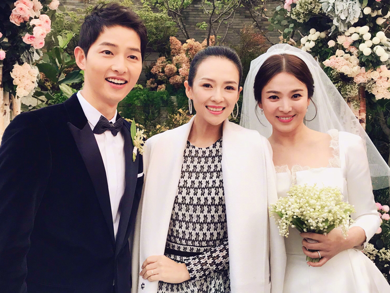 Những khoảnh khắc đẹp nhất trong đám cưới Song Joong Ki và Song Hye Kyo