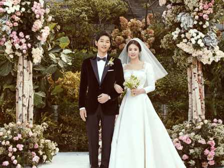 Lắng nghe bài nhạc đám cưới xúc động trong hôn lễ Song Joong Ki và Song Hye Kyo