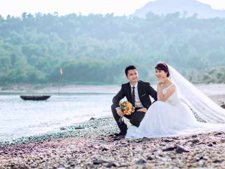Chụp ảnh cưới ngoại cảnh tại Cát Bà của cặp đôi Trung & Duân