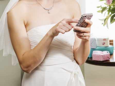 "Bùng nổ" xu hướng booking dịch vụ cưới online