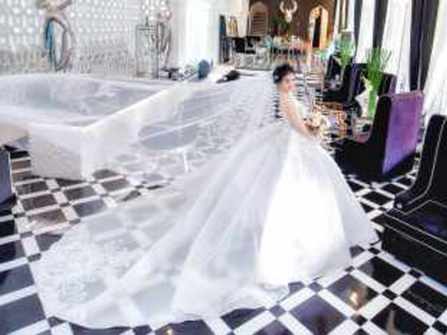 Thuê áo cưới thiết kế - Thuê 1 Tặng 1 chỉ có tại Nhi Dip Bridal