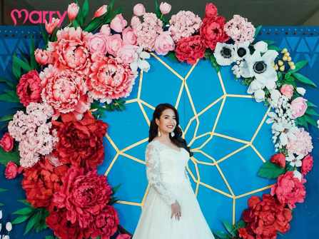 6 mẫu backdrop hoa giấy đẹp lung linh cho tiệc cưới