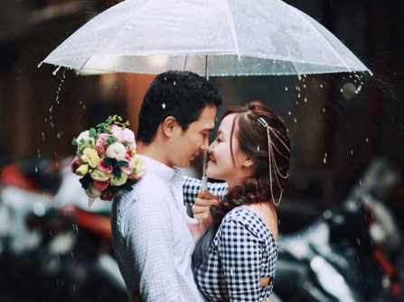 Bí quyết để sở hữu bộ ảnh cưới trong mưa lãng mạn