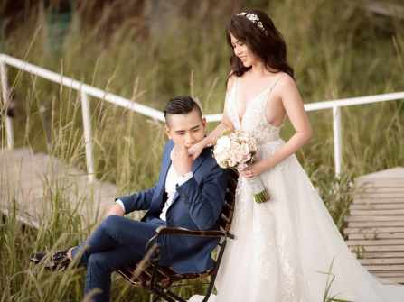 Bộ ảnh cưới "đẹp như mơ" của cựu thành viên nhóm Vboys và chị Ngọc Trinh