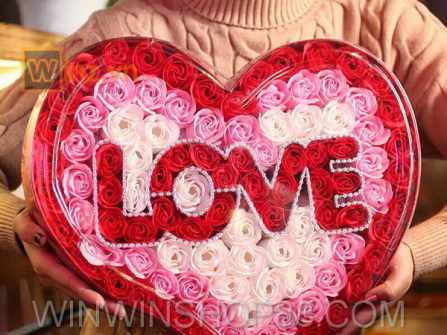Hộp quà trái tim hoa hồng sáp 99 bông chữ LOVE V.2
