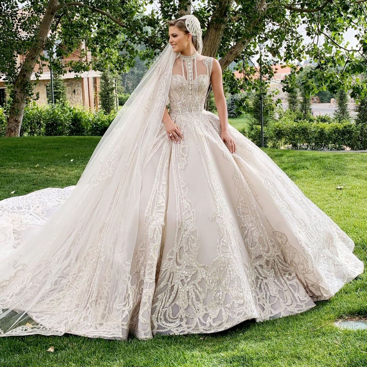 Elie-Saab-Jrs-Wedding-dress ao cuoi cong chua long lay meera meera fashion concept